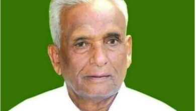 Photo of सोलापूर जिल्ह्याच्या जडणघडणीत मोठे योगदान देणारे आबा, त्यांच्या निधनाने सोलापूर जिल्हयाची मोठी हानी