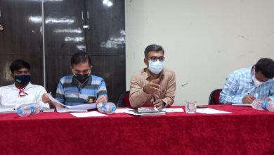 Photo of पंढरपूर तालुक्यातील 21 गावांत कडक लॉकडाऊन,10 पेक्षा जास्त रुग्ण संख्या असलेले गाव प्रतिबंधित क्षेत्र म्हणून घोषित